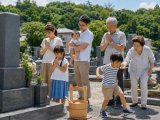 【2026年版】お盆のお花選び｜和歌山市の花屋 花安がご案内するお供え花・墓花・初盆の準備