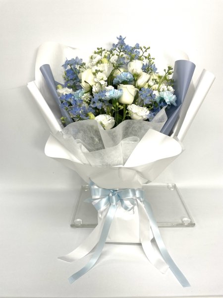 画像1: 2026年3月卒業式スタンダード花束（水色系） (1)